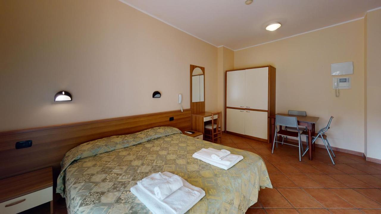 Hotel Residence Mirafiori Loano Buitenkant foto