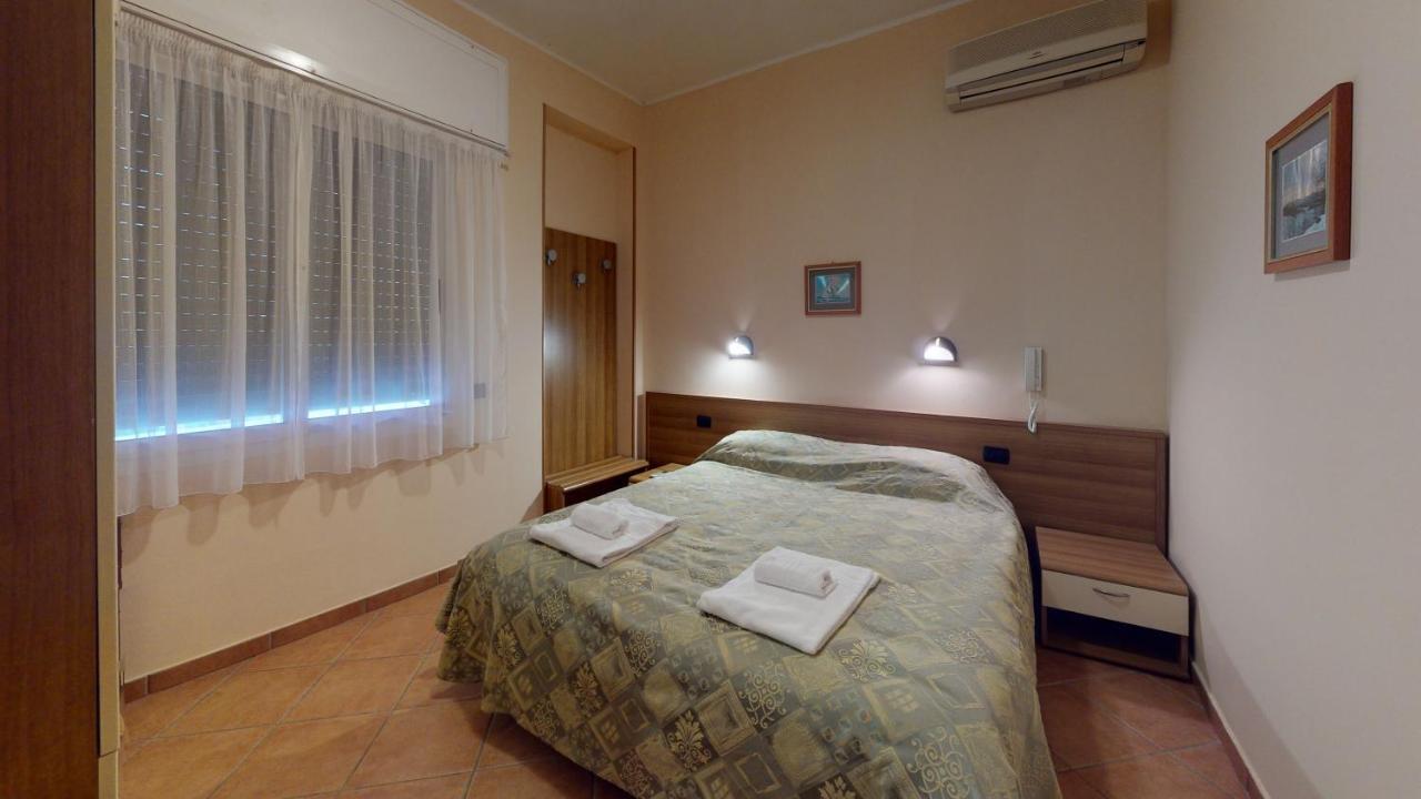 Hotel Residence Mirafiori Loano Buitenkant foto